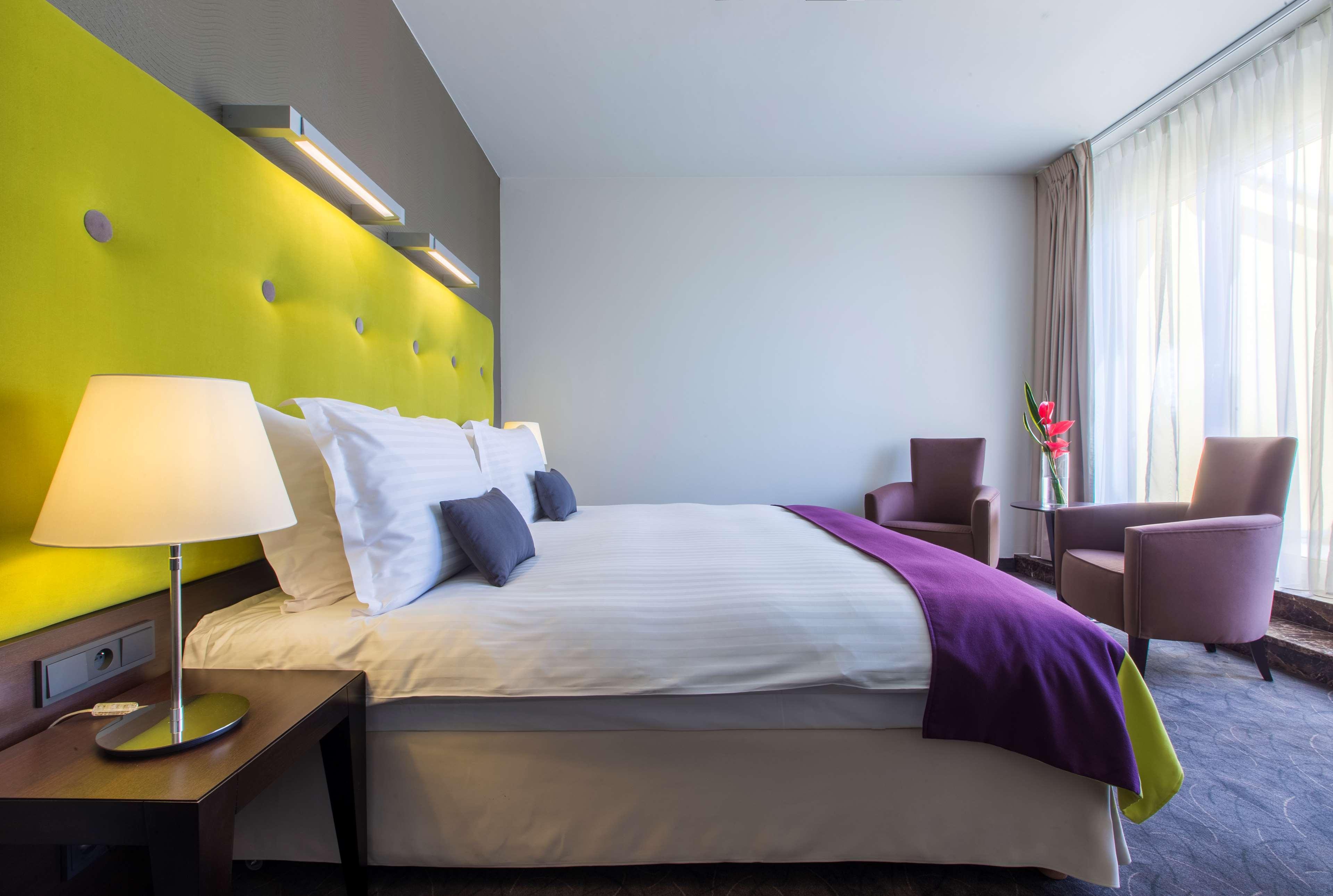 Radisson Blu Sobieski Varsavia Esterno foto A room at the hotel