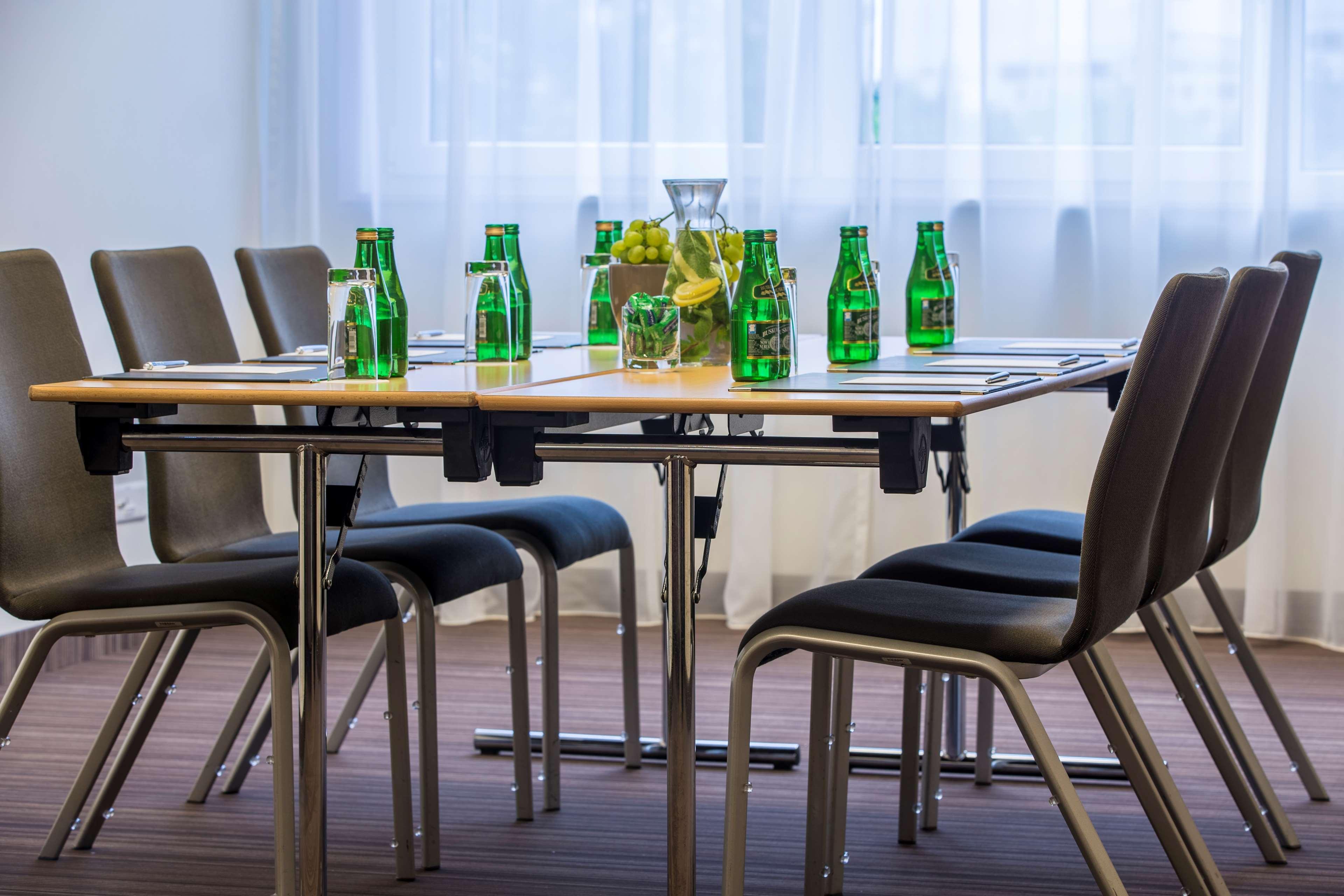 Radisson Blu Sobieski Varsavia Esterno foto Meeting room